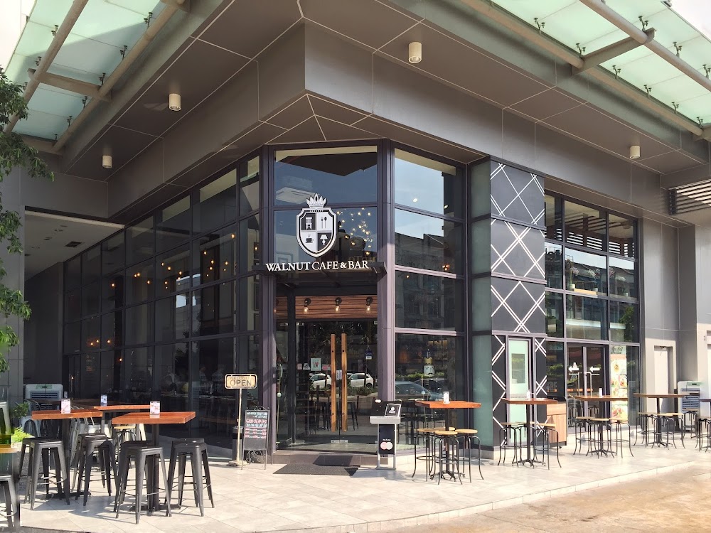 Walnut Cafe & Bar